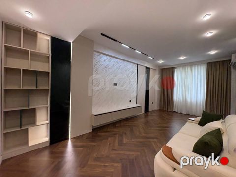 Satılır 3 otaqlı yeni tikili 120 m² — Bakı