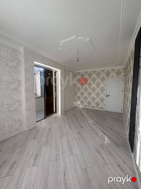 Satılır 3 otaqlı köhnə tikili 65 m² — Bakı