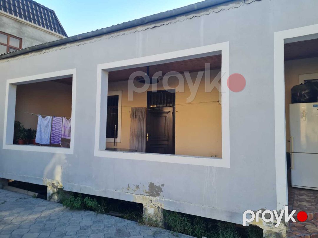 Satılır 4 otaqlı həyət evi/bağ evi 150 m² — Ev, villa, Bakı (2)
