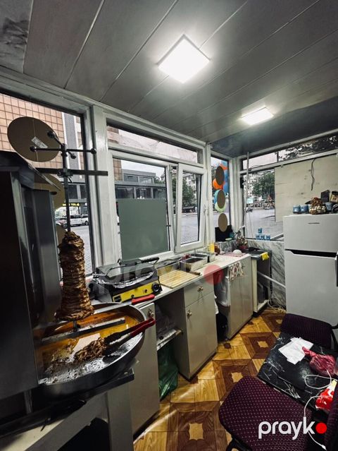 Fast-food avadanlıqları paketi Təsvir: - Şaurma/Döner aparatı — Gəncə