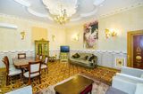 İcarəyə verilir 5 otaqlı köhnə tikili 204 m² — Azad bəy