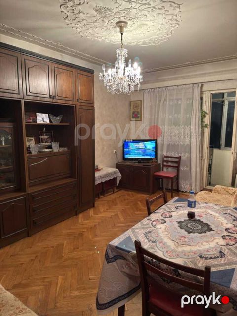 Satılır 3 otaqlı köhnə tikili 80 m² — Bakı