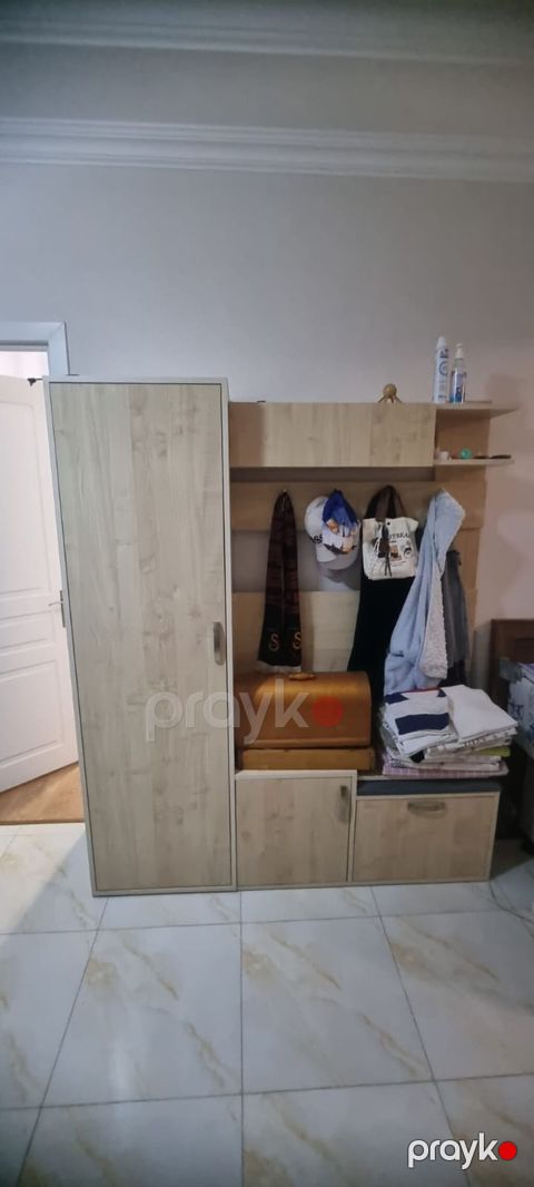 Dehliz dolabi 150azn. Eni 170 hündürü 185. unvan Hovsan. *N17 — Bakı