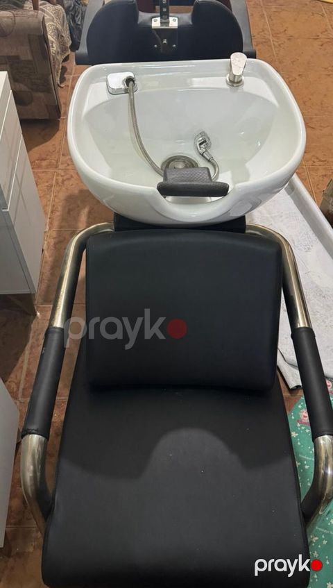 Yeni, Saç yuyulması kreslosu — Bakı