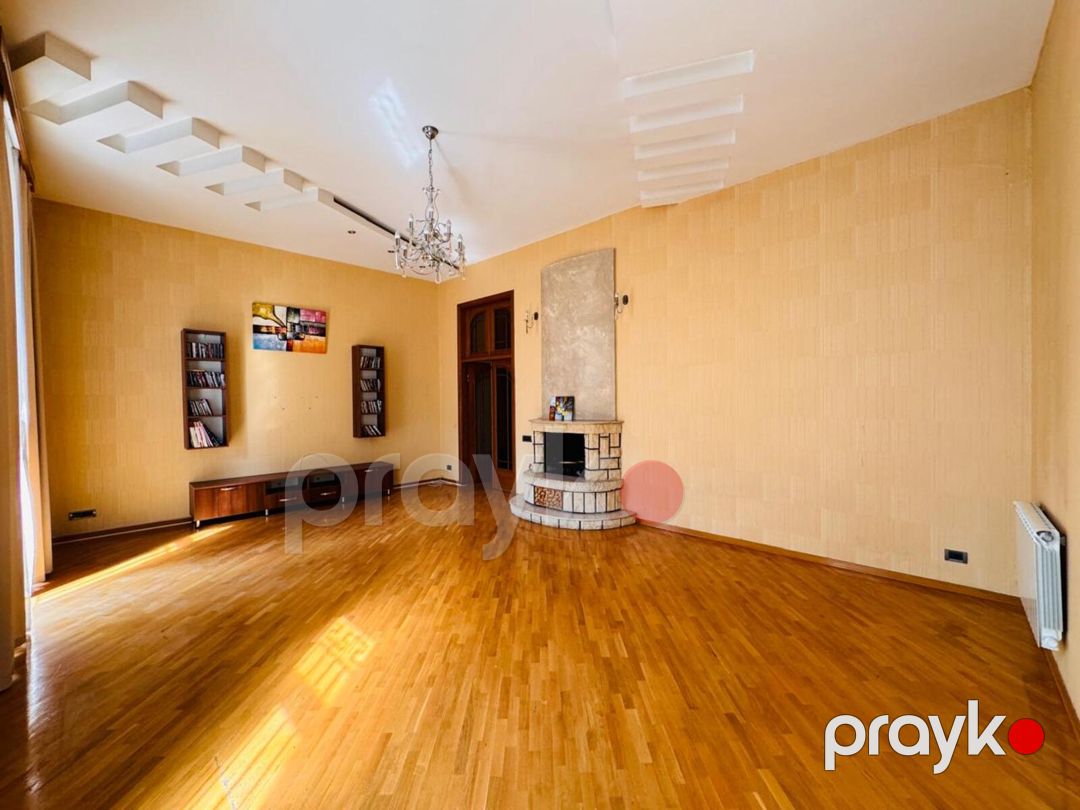 Satılır 7 otaqlı köhnə tikili 450 m² — Mənzil, Bakı (6)