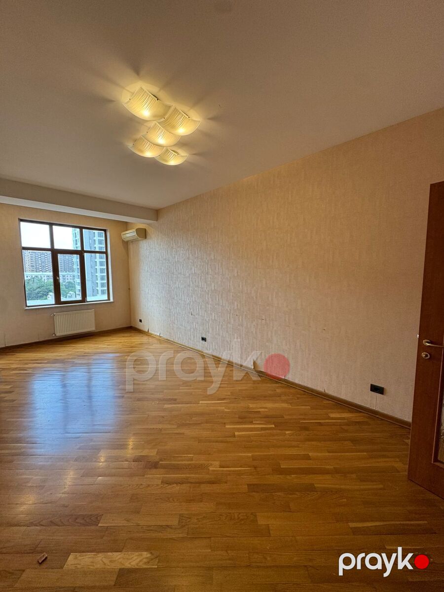 Satılır 4 otaqlı yeni tikili 230 m² — Mənzil, Bakı (2)