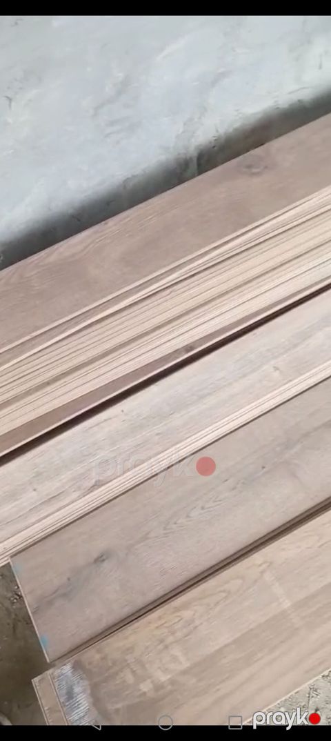Məhsul: Taxta döşəmə lövhələri (laminat/panel tipli) Təsvir: - Açıq — Bakı