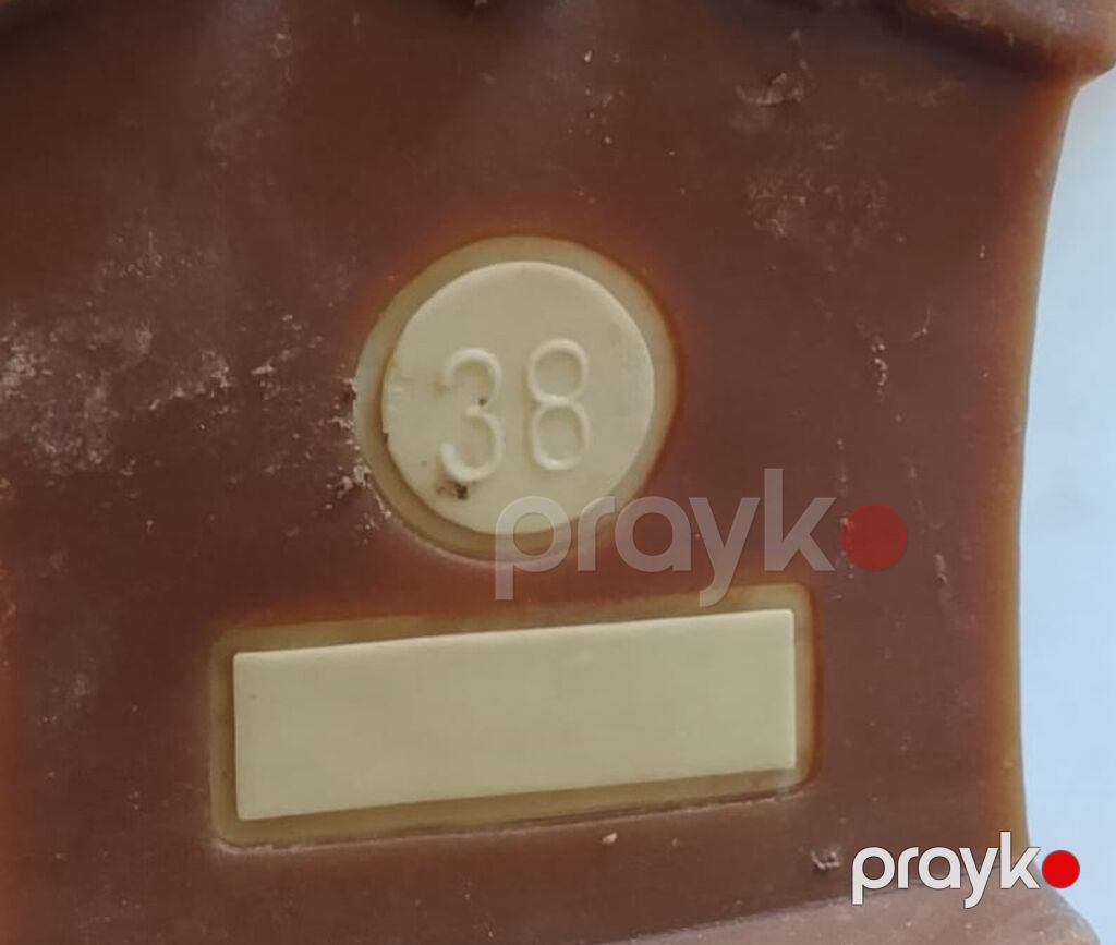 Qadınlar üçün bağcıqlı qış botları - Rəng: tünd qəhvəyi üstlü, açıq — Avam, Digah (3)