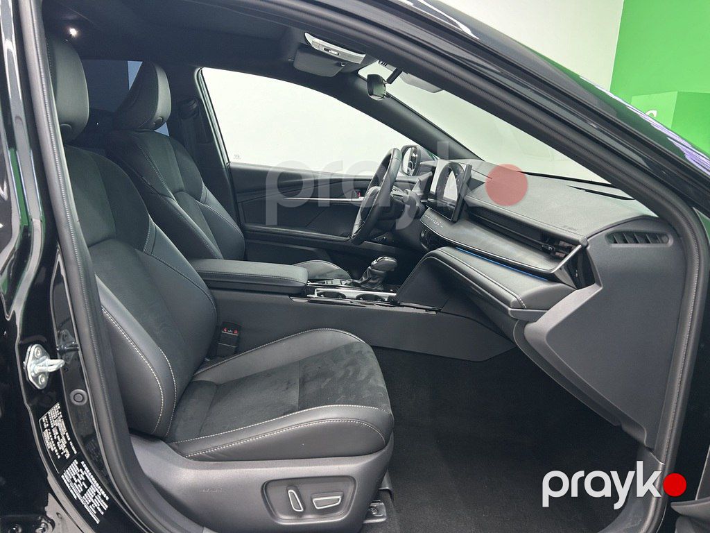 Toyota Camry, 2.0 L, 1 kWh, 2026 il, 10 200 km — Avtomobillər, Bakı (10)