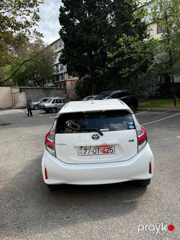 Toyota Aqua, 1.5 L, 0.87 kWh, 2017 il, 130 500 km — Avtomobillər, Xırdalan (2)
