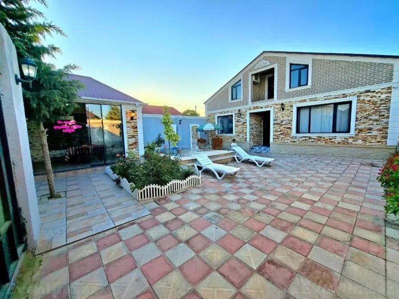 Kirayə verilir 3 otaqlı Həyət evi 170 m² Bakı, Xəzər r., Qala — Bakı