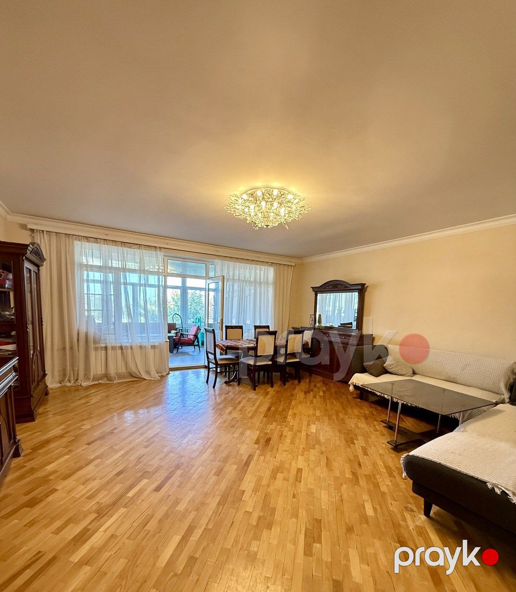 Satılır 4 otaqlı köhnə tikili 125 m² — Mənzil, Bakı (3)
