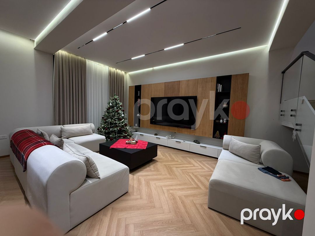 Satılır 5 otaqlı həyət evi/bağ evi 240 m² — Ev, villa, Bakı (2)