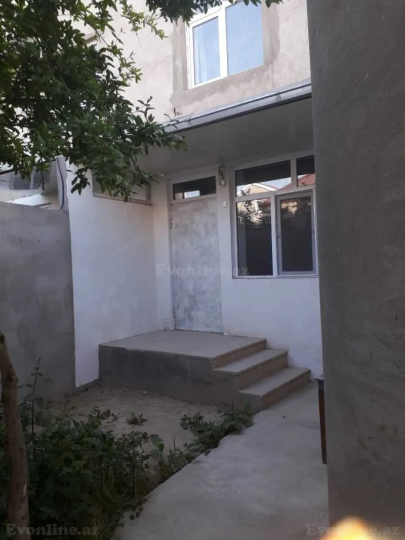 Kirayə verilir 4 otaqlı Həyət evi 80 m² Bakı, Səbail r., Badamdar — Bakı
