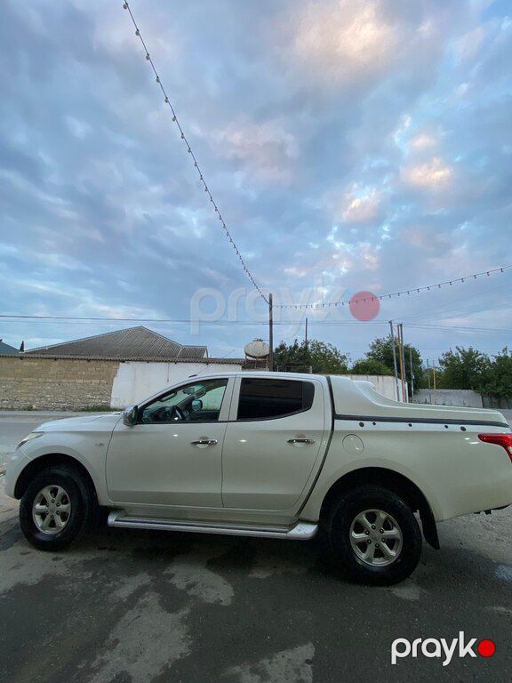 Mitsubishi L200, 2.5 L, 2017 il, 240 000 km — Avtomobillər, Bakı (8)
