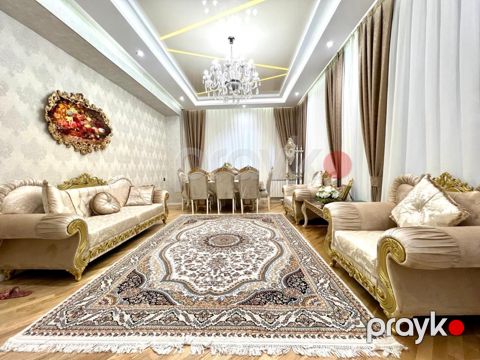 Satılır 5 otaqlı yeni tikili 500 m² — Bakı
