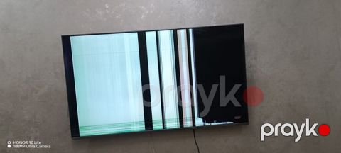 LED televizor (təxminən 50–55"): divara montaj üçün nazik çərçivəli — Bakı