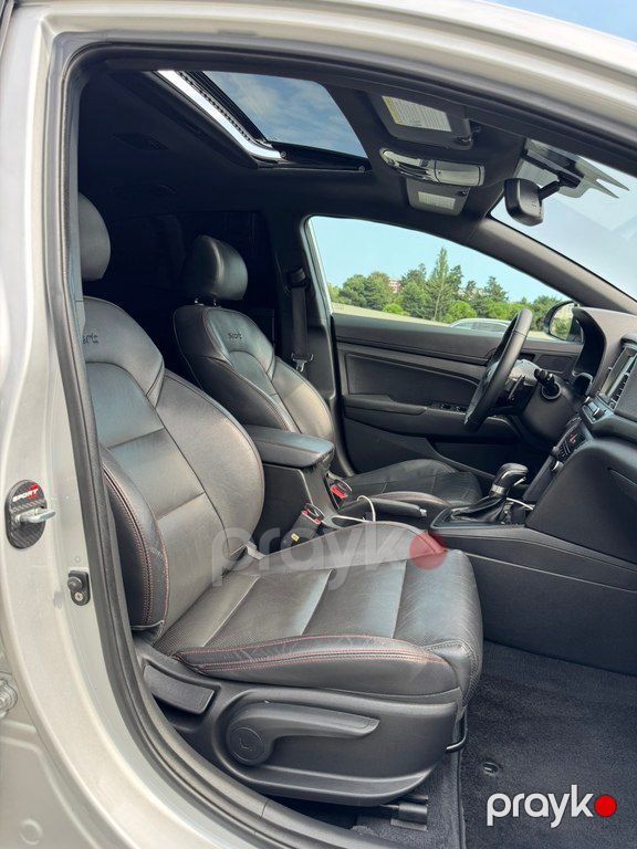 Hyundai Elantra, 1.6 L, 2018 il, 226 000 km — Avtomobillər, Bakı (12)