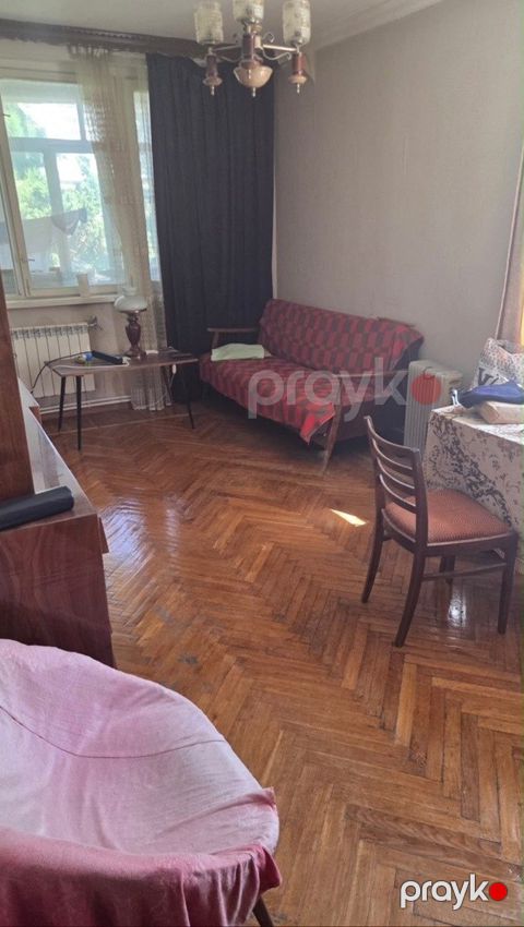 Satılır 1 otaqlı köhnə tikili 45 m² — Bakı