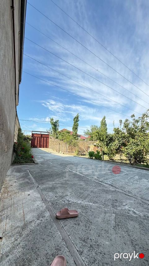 Həyət evi, Biləcəri qəs — Bakı