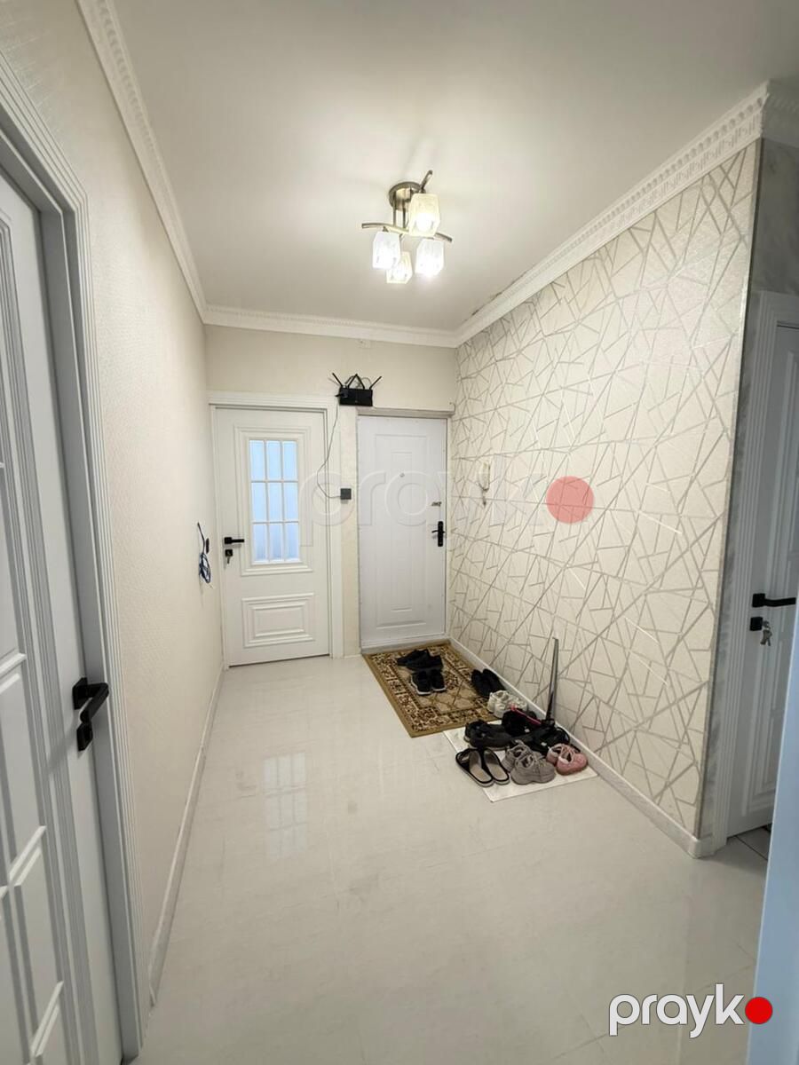 Satılır 4 otaqlı köhnə tikili 110 m² — Mənzil, Bakı (11)