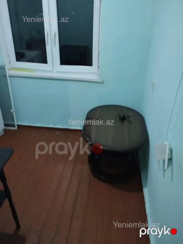 Satılır 1 otaqlı Bina evi menzil (Köhnə tikili), 32 m², 8-ci mikrorayon — Mənzil, Sumqayıt (2)