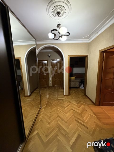 İcarəyə verilir 3 otaqlı köhnə tikili 70 m² — Bakı