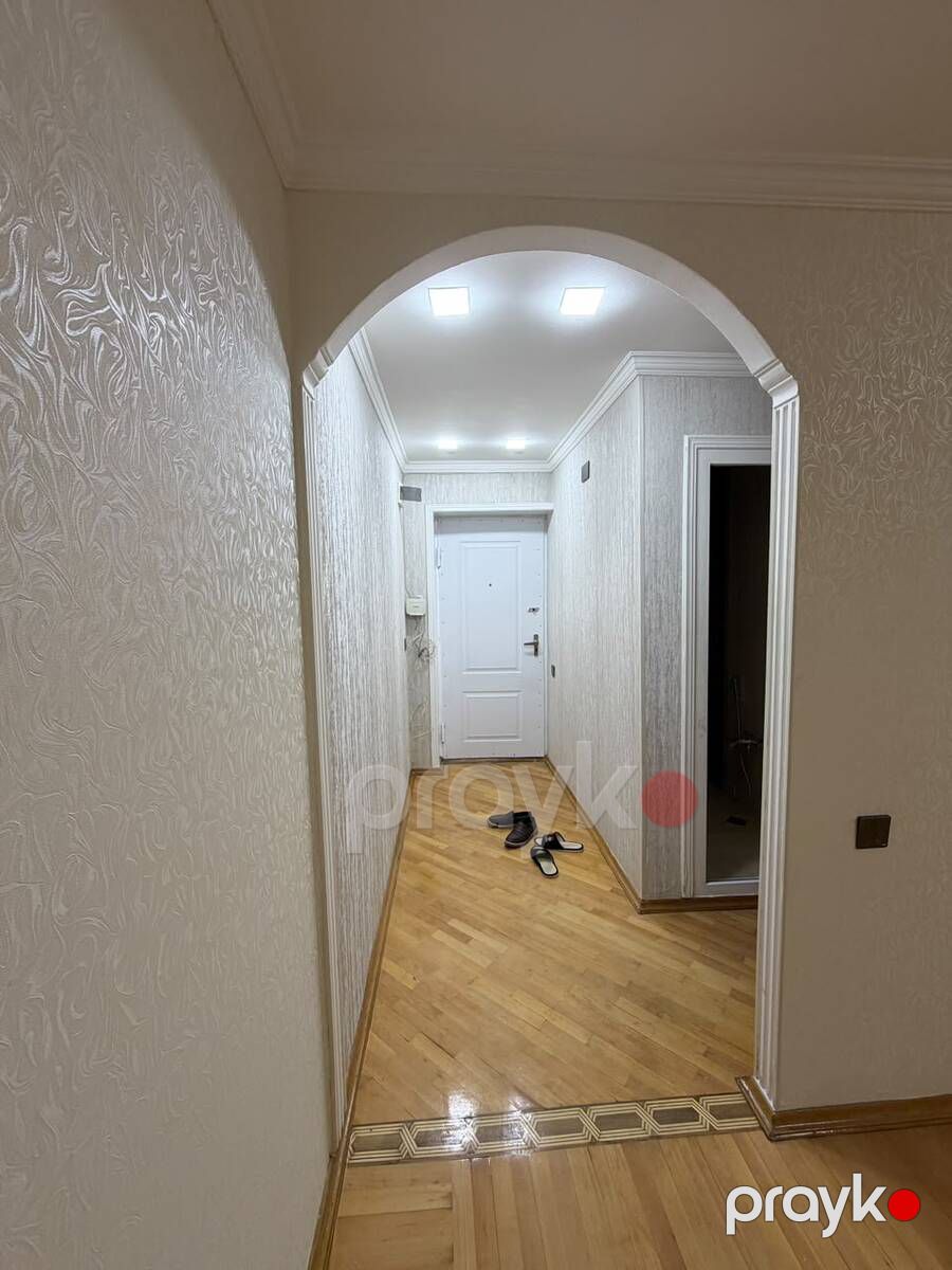 Satılır 2 otaqlı köhnə tikili 65 m² — Mənzil, Bakı (2)