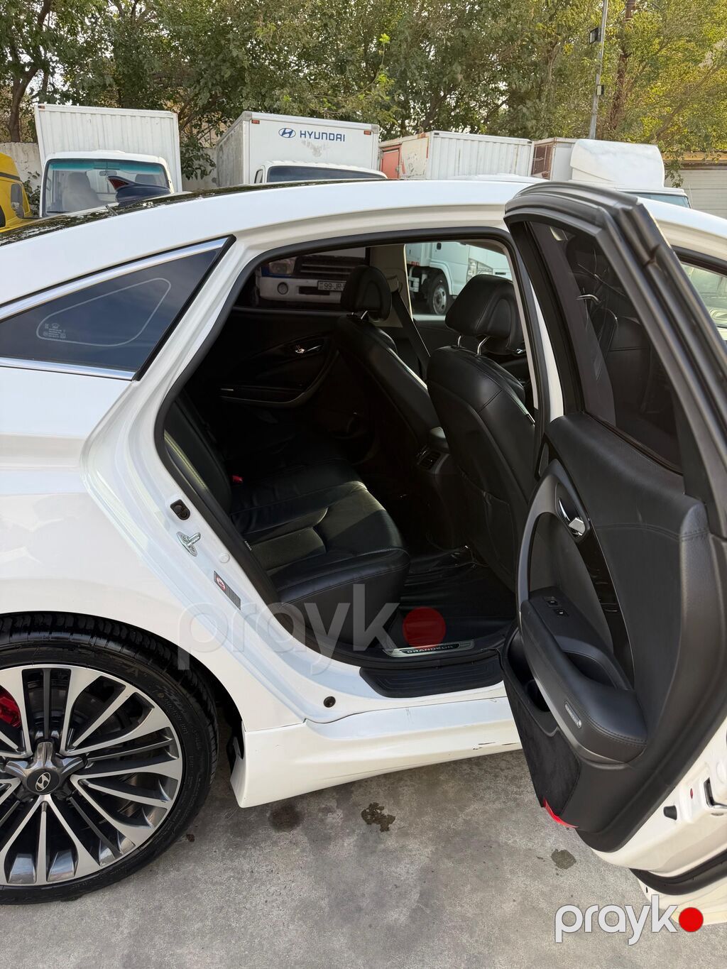 Hyundai Grandeur: 2.2 l 2016 il Sedan — Avtomobillər, Masazır (3)