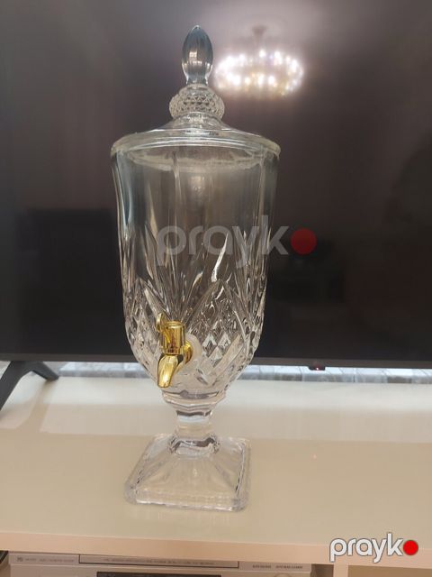 Qrafin — Bakı