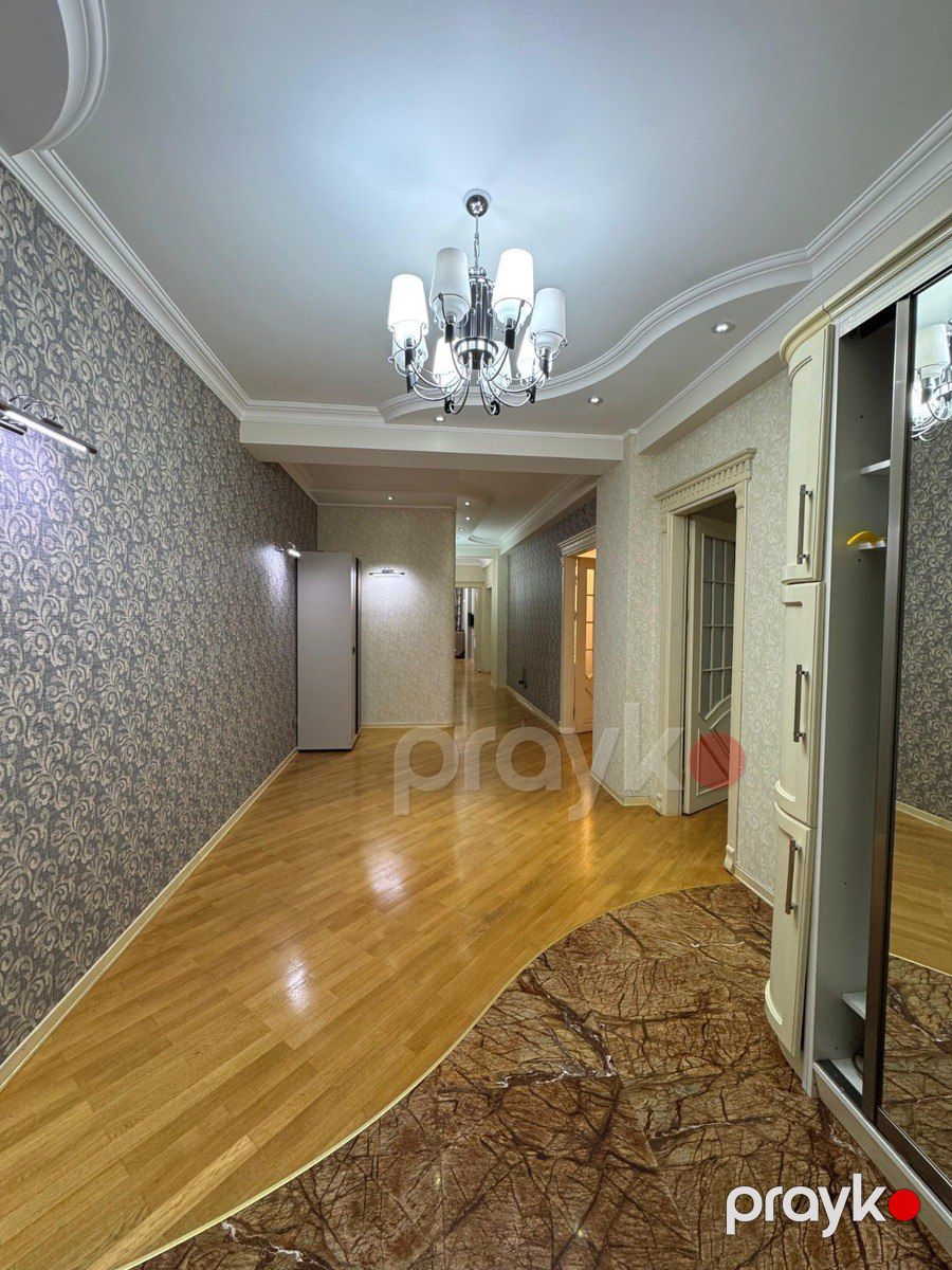 İcarəyə verilir 4 otaqlı yeni tikili 195 m² — Mənzil, Bakı (11)