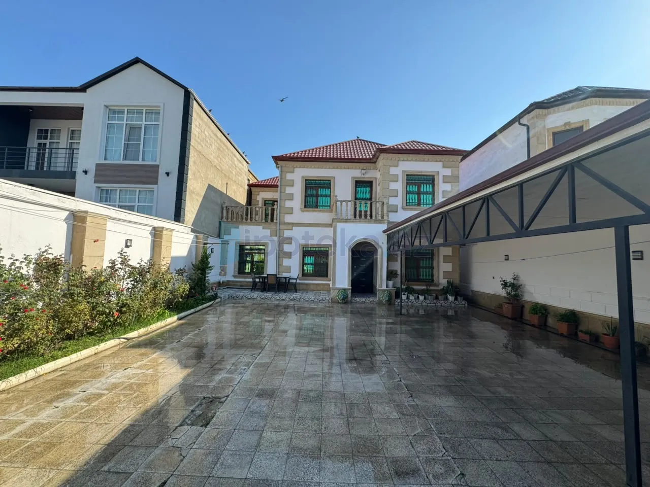 Satılır: 5 Otaq, Evlər/Villalar, Binəqədi r., Binəqədi q., 150.00 m² — Bakı