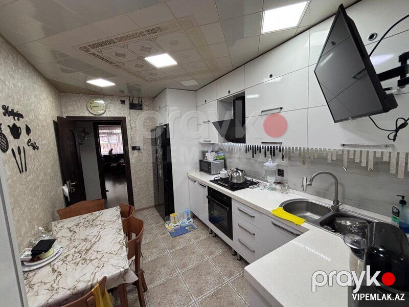 Nizami rayonunda 4 otaqlı Köhnə tikili Satılır, 70 m² — Mənzil, Bakı (7)