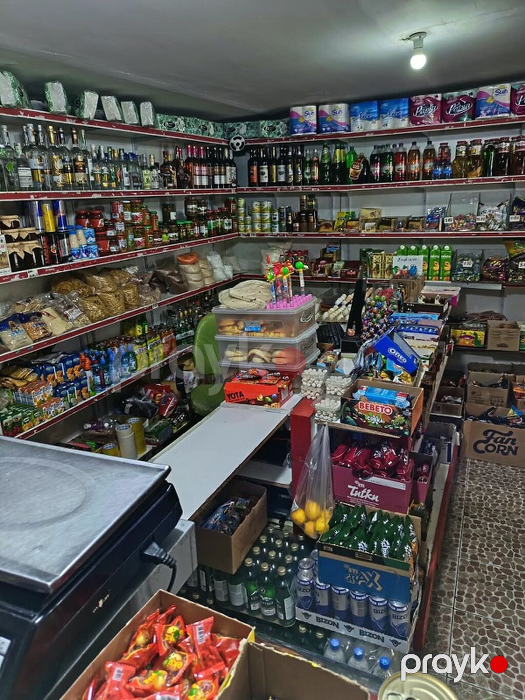 35 kvadratlig erzaq magazini hazir biznes 14 ildir faliyet qosterir — Vitrini, Bakı (5)
