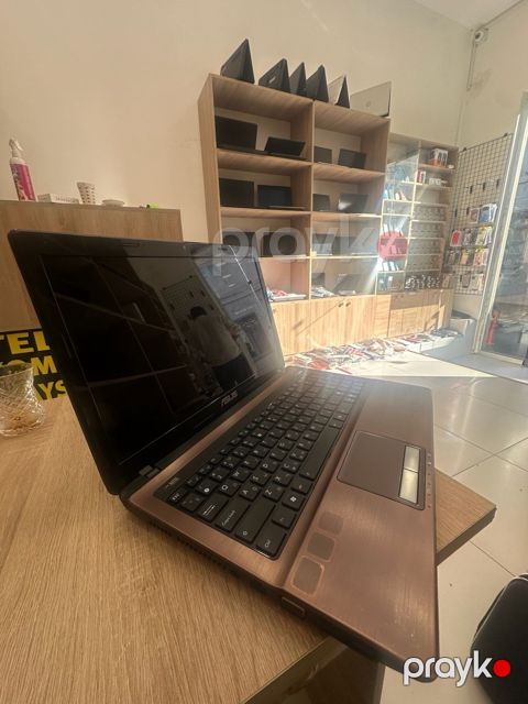 Noutbuk Asus — Bakı