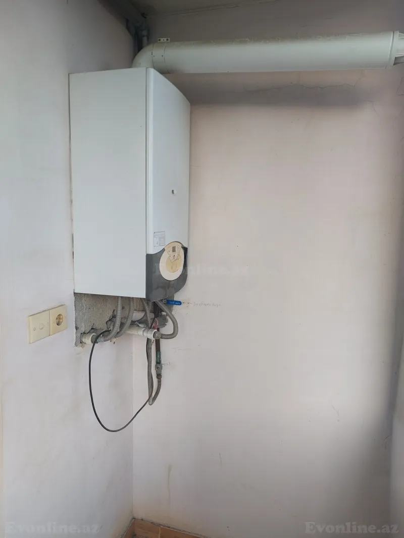 Satılır 5 otaqlı Mənzil Köhnə tikili 100 m² Bakı, Xətai r., Əhmədli m., Əhmədli — Mənzil, Bakı (4)
