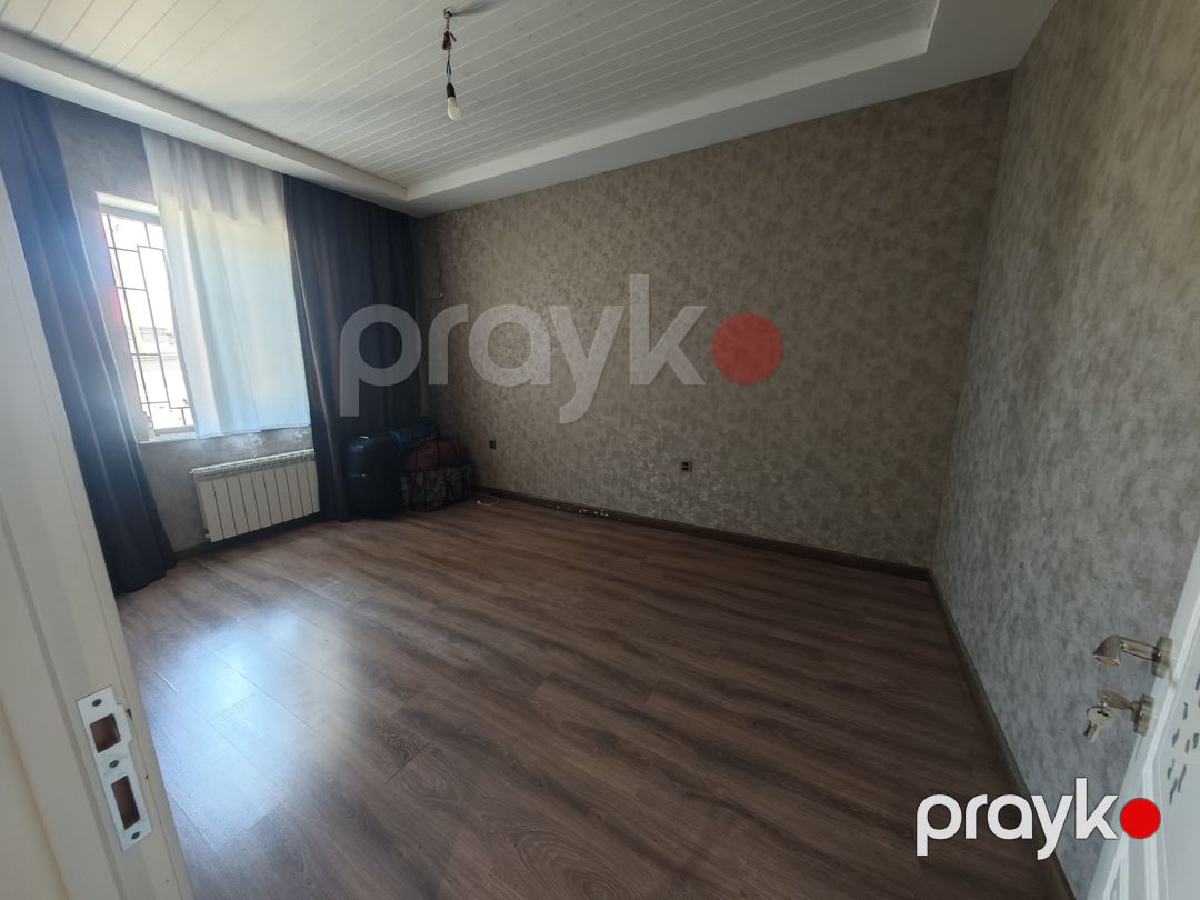 Satılır 4 otaqlı həyət evi/bağ evi 250 m² — Ev, villa, Bakı (8)