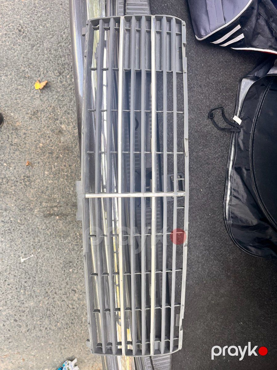 "Mercedes W202" radiator barmaqlığı — Ehtiyat hissələri və aksesuarlar, Sumqayıt (3)
