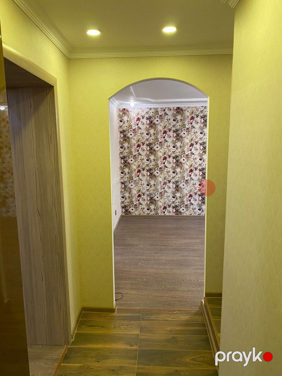 Satılır 3 otaqlı köhnə tikili 99 m² — Mənzil, Bakı (7)