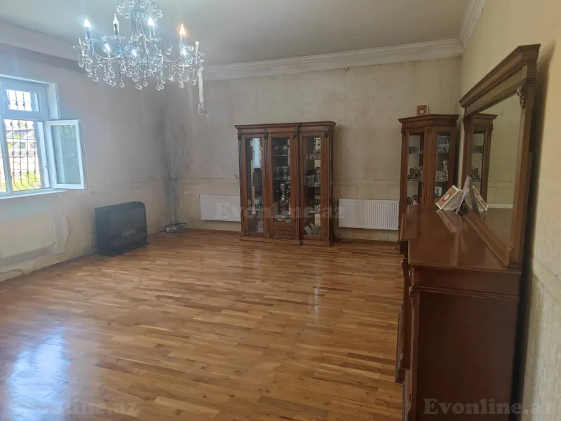 Satılır 4 otaqlı Həyət evi 200 m² Bakı, Abşeron r., Corat — Bakı