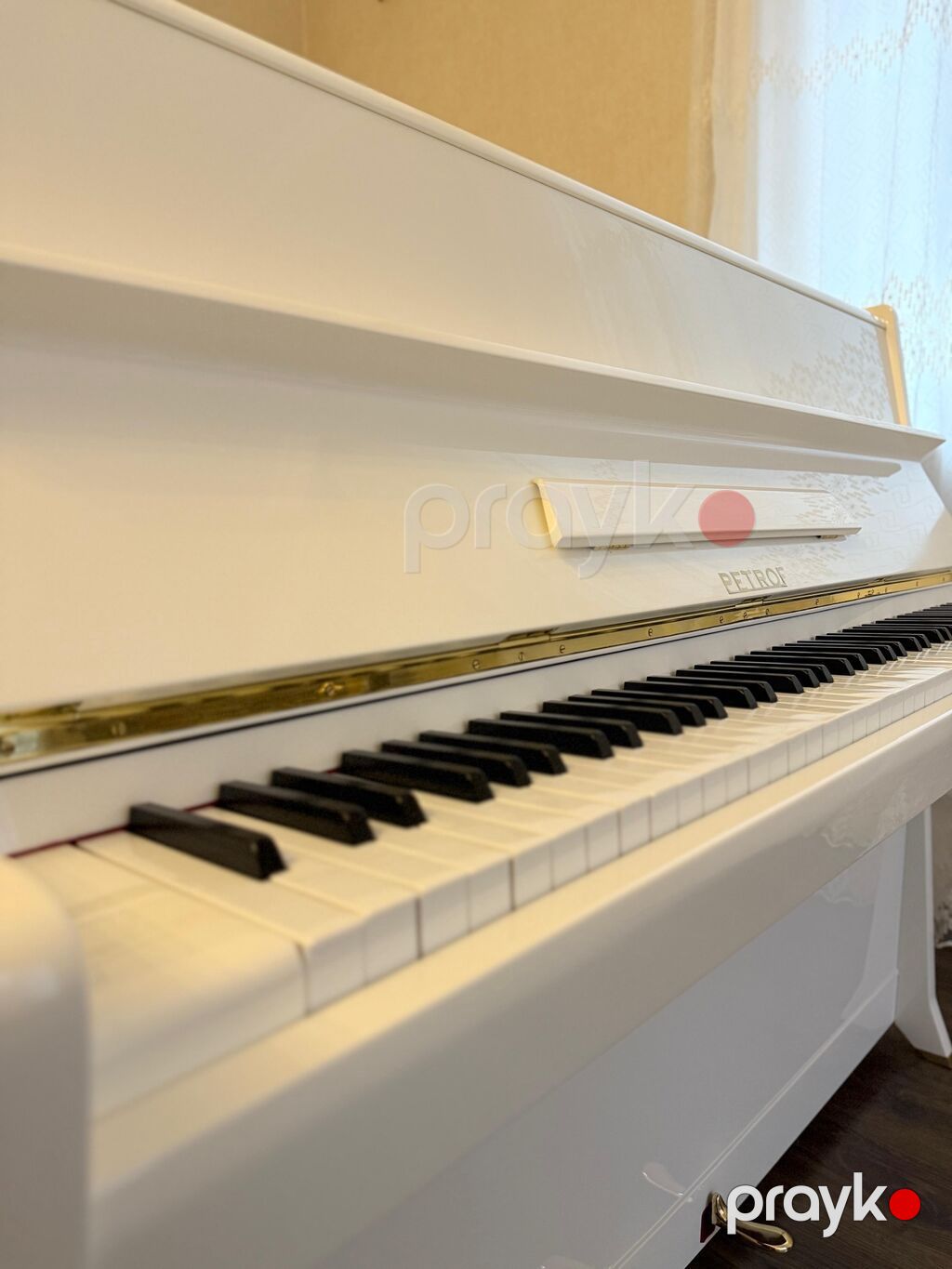 Petrof akustik pianino – ağ, parlaq lak örtüklü upright model — Pianino və digər klaviş alətləri, Digah (2)