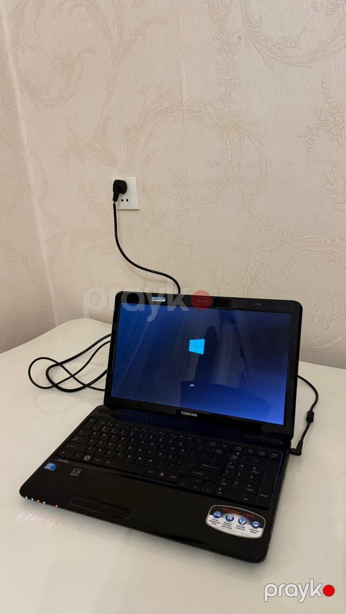 Noutbuk Toshiba — Noutbuklar, Bakı (2)