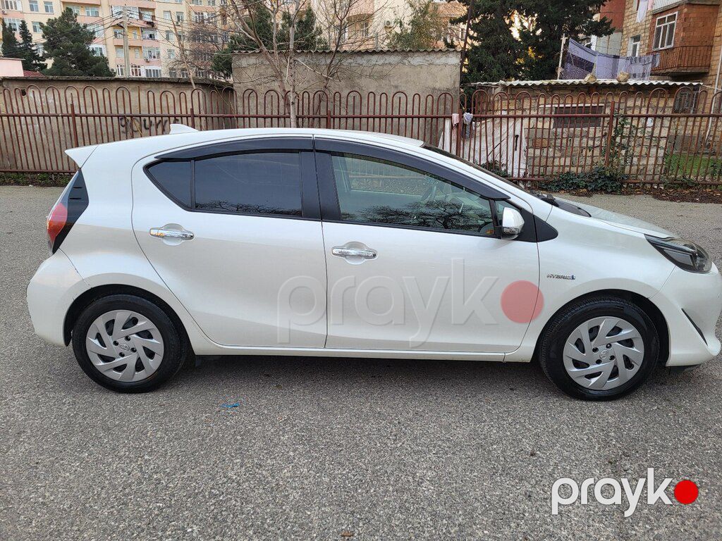 Toyota Aqua, 1.5 L, 0.87 kWh, 2019 il, 190 000 km — Avtomobillər, Sumqayıt (3)