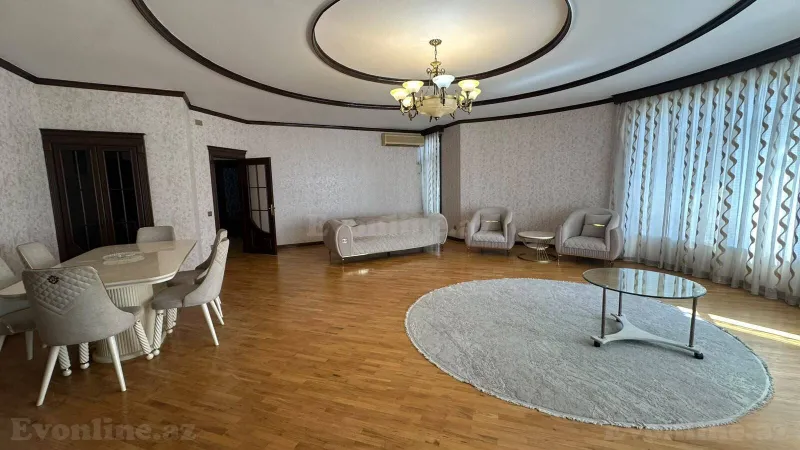 Kirayə verilir 5 otaqlı Mənzil Yeni tikili 240 m² Bakı, Nəsimi r., 28 May m