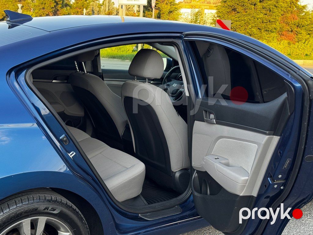 Hyundai Elantra, 2.0 L, 2018 il, 170 590 km — Avtomobillər, Gəncə (11)