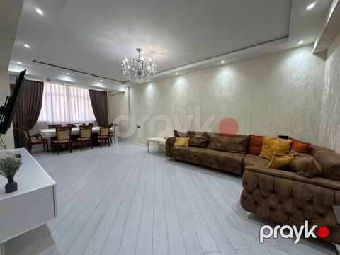 Satılır 4 otaqlı yeni tikili 135 m² — Bakı