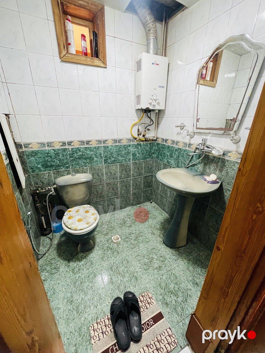 Satılır 2 otaqlı köhnə tikili 45 m² — Mənzil, Bakı (12)
