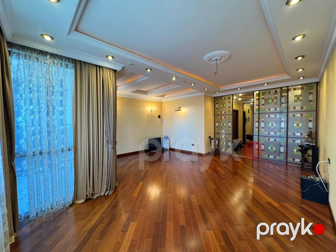 Satılır 7 otaqlı yeni tikili 260 m² — Mənzil, Bakı (5)