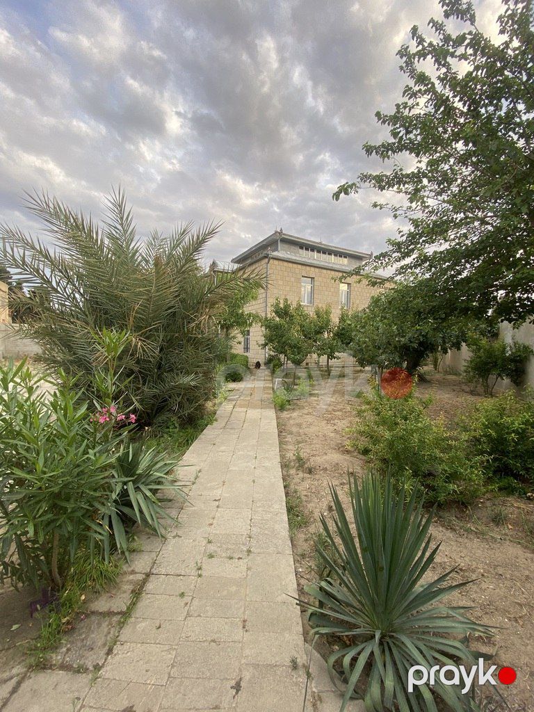 Satılır 6 otaqlı həyət evi/bağ evi 300 m² — Ev, villa, Bakı (3)