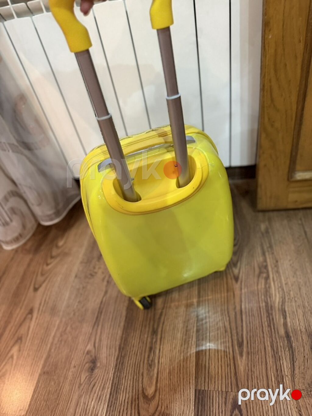 Uşaq üçün sərt gövdəli əl çamadanı – Minions dizaynlı - Rəng: parlaq — Çamadanlar, Bakı (2)